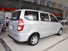 2010款 1.4L 手动 标准型 8座