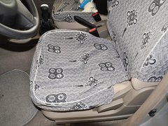 2010款 1.4L 手动 标准型 8座