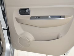 2010款 1.4L 手动 标准型 8座