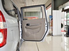 2010款 1.4L 手动 标准型 8座