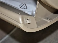 2010款 1.4L 手动 标准型 8座