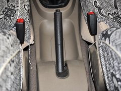 2010款 1.4L 手动 标准型 8座