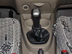 2010款 1.4L 手动 标准型 8座