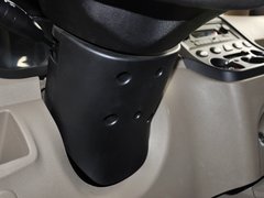 2010款 1.4L 手动 标准型 8座