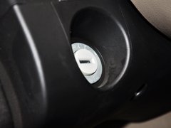 2010款 1.4L 手动 标准型 8座