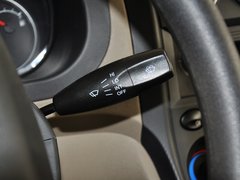 2010款 1.4L 手动 标准型 8座