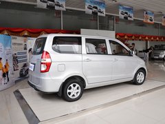 2010款 1.4L 手动 标准型 8座