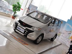 2010款 1.4L 手动 标准型 8座