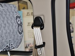 2010款 1.4L 手动 标准型 8座