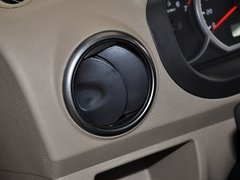 五菱宏光 2010款 1.4L 手动 标准型 8座
