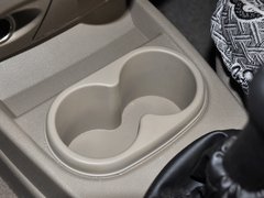 2010款 1.4L 手动 标准型 8座