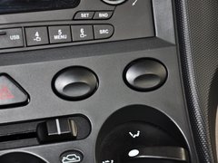 五菱宏光 2010款 1.4L 手动 标准型 8座