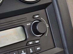 2010款 1.4L 手动 标准型 8座