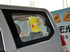 2010款 1.4L 手动 标准型 8座