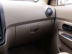 2010款 1.4L 手动 豪华型 8座