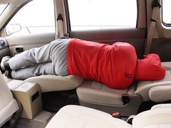 2010款 1.4L 手动 豪华型 8座