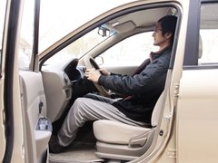 2010款 1.4L 手动 豪华型 8座
