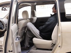 2010款 1.4L 手动 豪华型 8座