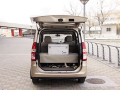 2010款 1.4L 手动 豪华型 8座
