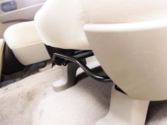 2010款 1.4L 手动 豪华型 8座