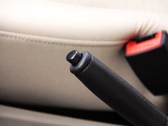 2010款 1.4L 手动 豪华型 8座