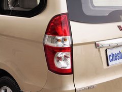 2010款 1.4L 手动 豪华型 8座