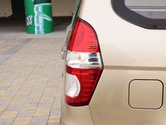 2010款 1.4L 手动 豪华型 8座