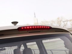 2010款 1.4L 手动 豪华型 8座