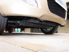 2010款 1.4L 手动 豪华型 8座