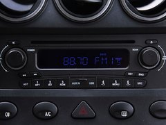 2010款 1.4L 手动 豪华型 8座