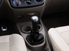 2010款 1.4L 手动 豪华型 8座