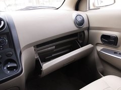 2010款 1.4L 手动 豪华型 8座