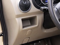 2010款 1.4L 手动 豪华型 8座
