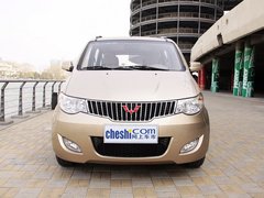 2010款 1.4L 手动 豪华型 8座