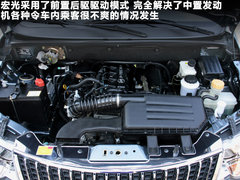 2010款 1.4L 手动 豪华型 8座