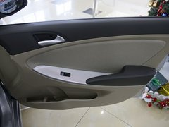 2010款 三厢 1.4L 手动 舒适型 GS