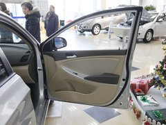 2010款 三厢 1.4L 手动 舒适型 GS