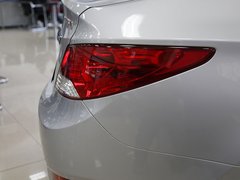 2010款 三厢 1.4L 手动 舒适型 GS