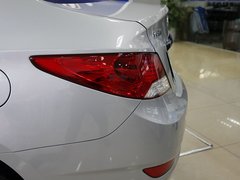 2010款 三厢 1.4L 手动 舒适型 GS