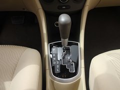 2010款 三厢 1.4L 自动 时尚型 GT