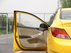 2010款 三厢 1.4L 自动 时尚型 GT