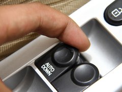 2010款 三厢 1.4L 自动 时尚型 GT