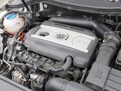 2011款 2.0T DSG 旅行版 豪华型