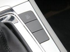 2011款 2.0T DSG 旅行版 豪华型