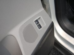 2011款 2.0T DSG 旅行版 豪华型