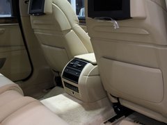 2011款 528Li 3.0L 豪华型