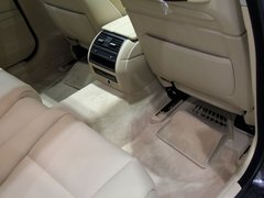 2011款 528Li 3.0L 豪华型