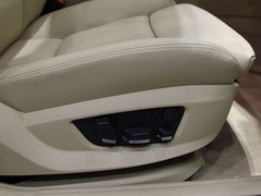 2011款 528Li 3.0L 豪华型