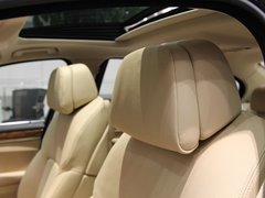 2011款 528Li 3.0L 豪华型