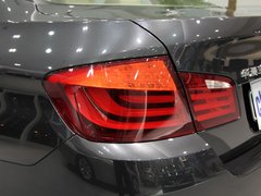 2011款 528Li 3.0L 豪华型